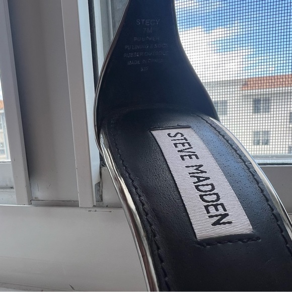 Steve Madden metallic stecy strappy sandals - Picture 2 of 7